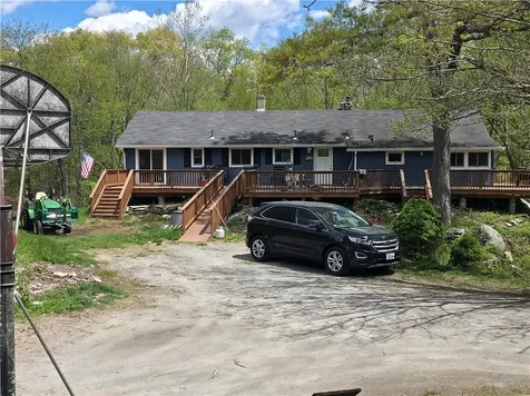 29 Parker Street Glocester RI 02814