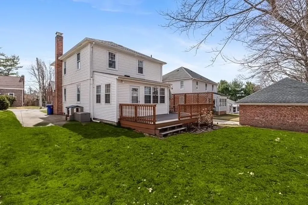 8 Turcone Street North Providence RI 02911