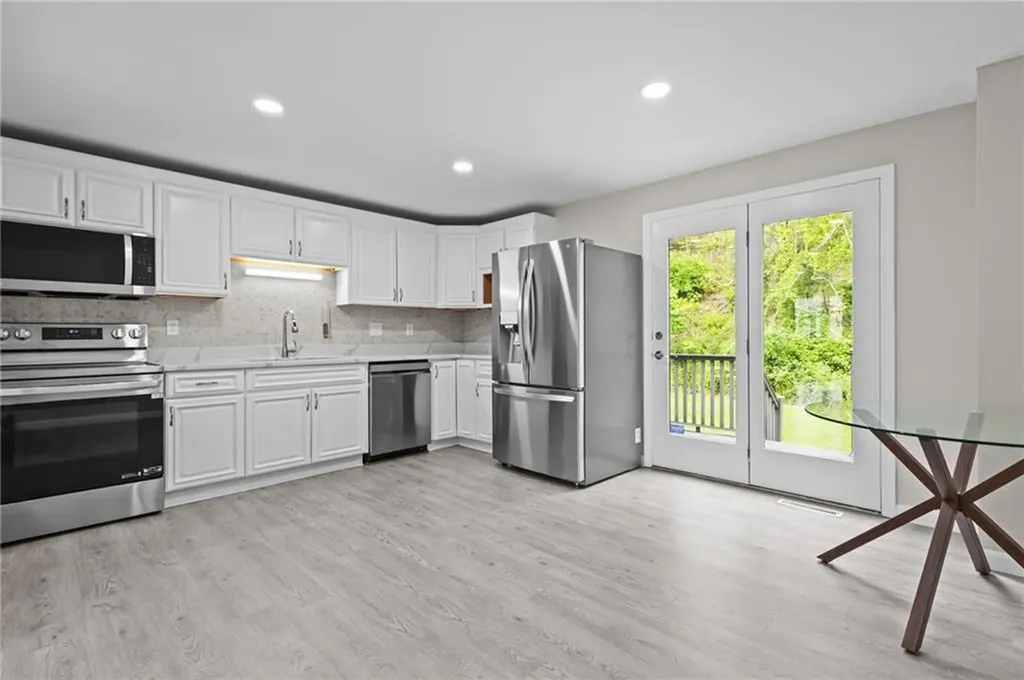 47 Morgan Avenue Johnston RI 02919