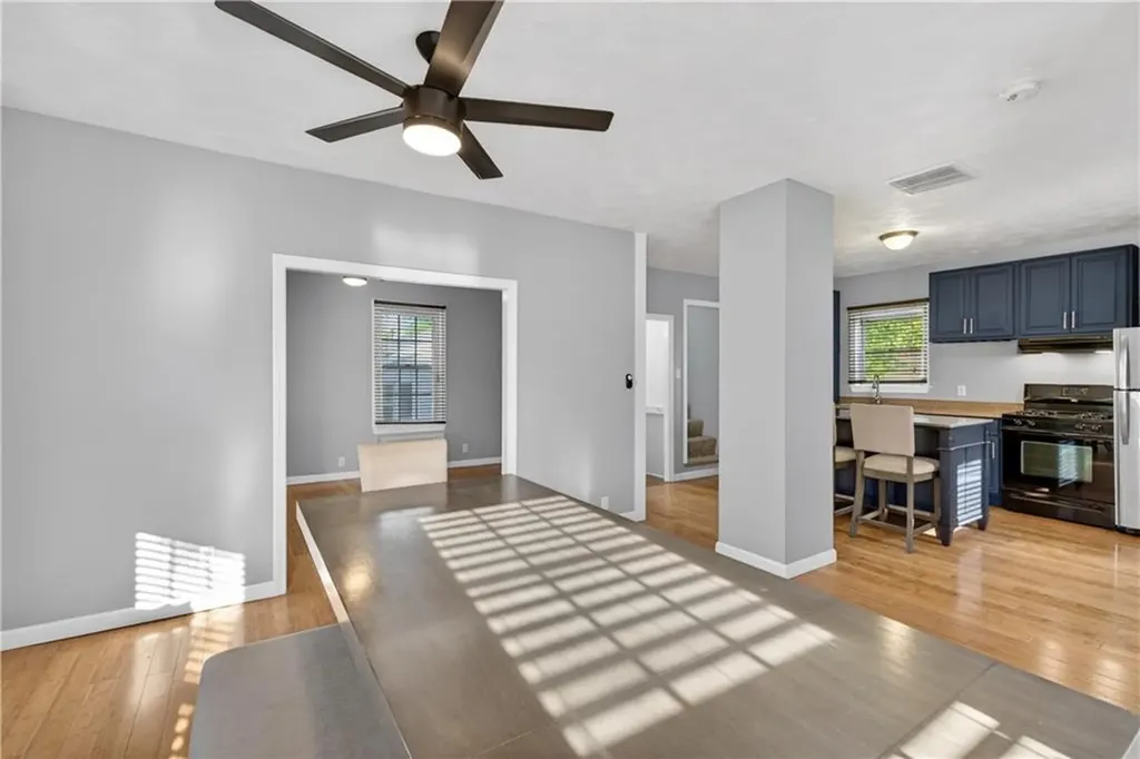 103 Burnside Avenue East Providence RI 02915