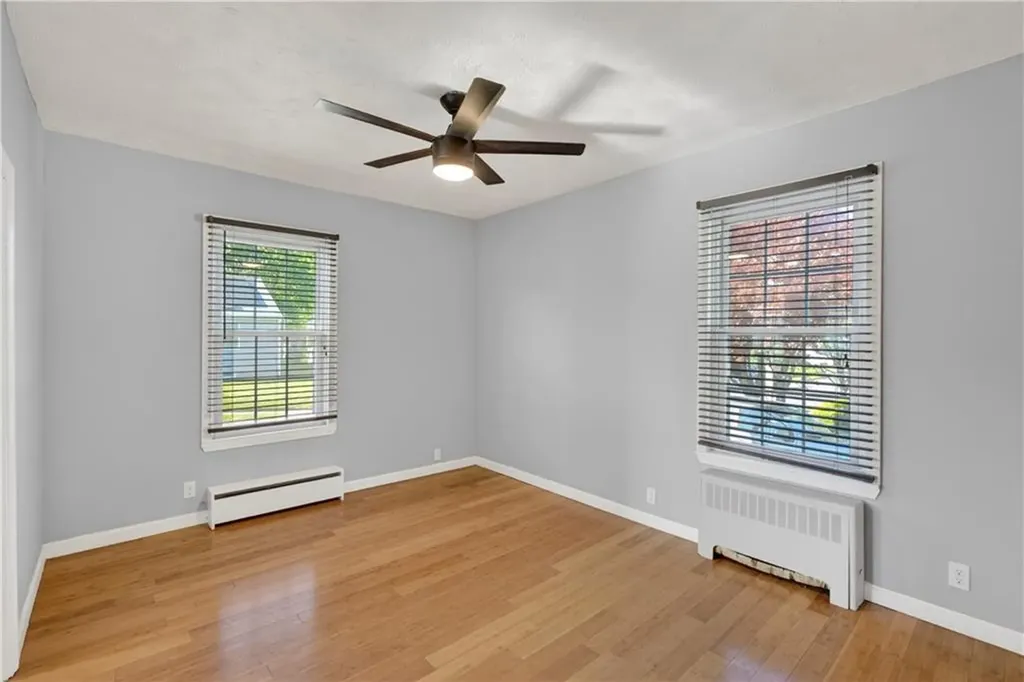 103 Burnside Avenue East Providence RI 02915