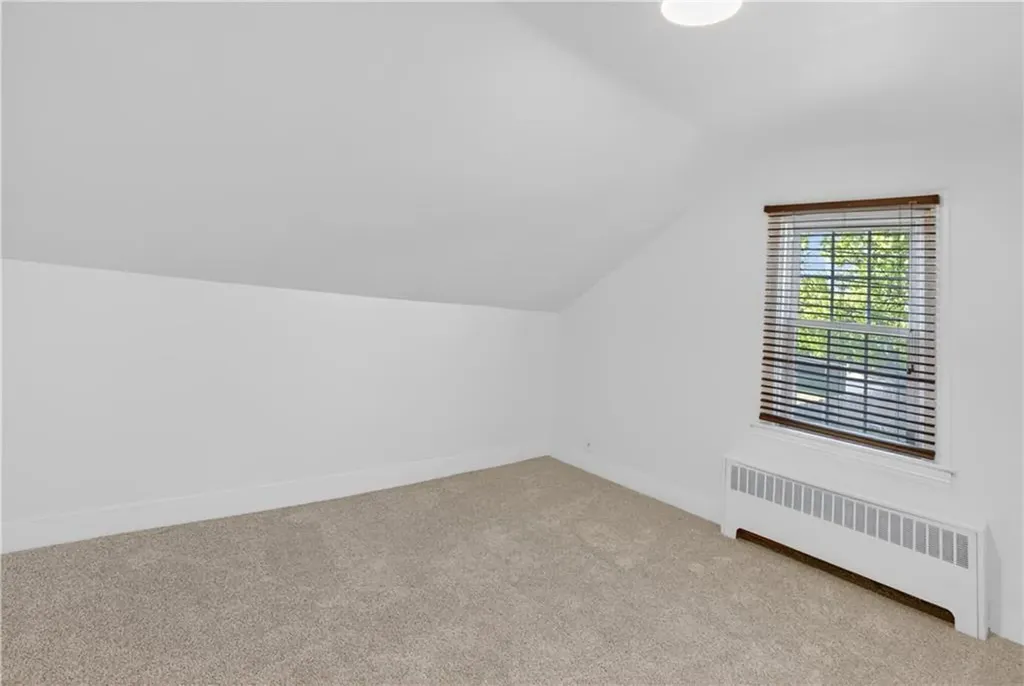103 Burnside Avenue East Providence RI 02915