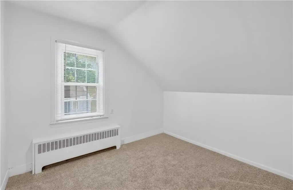 103 Burnside Avenue East Providence RI 02915