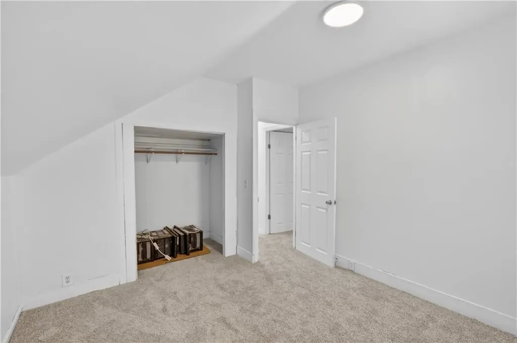 103 Burnside Avenue East Providence RI 02915