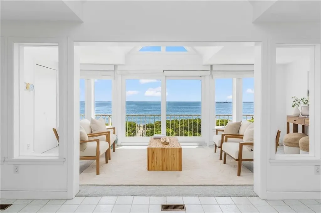 160 Sand Hill Cove Road Narragansett RI 02882