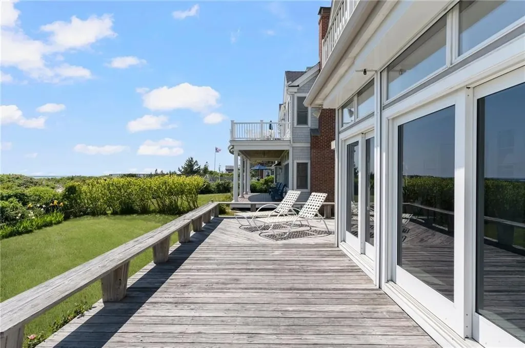 160 Sand Hill Cove Road Narragansett RI 02882