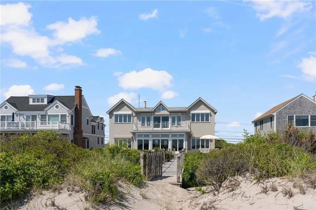 160 Sand Hill Cove Road Narragansett RI 02882