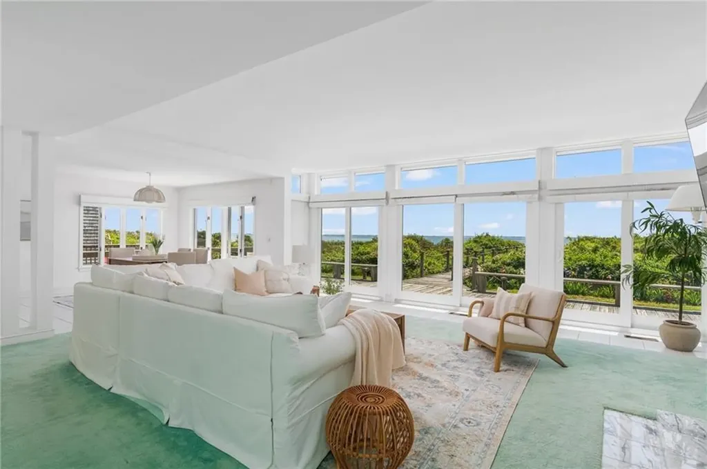 160 Sand Hill Cove Road Narragansett RI 02882