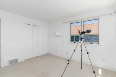 160 Sand Hill Cove Road Narragansett RI 02882