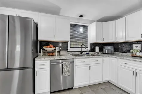 36 Depot Road Templeton MA 01468