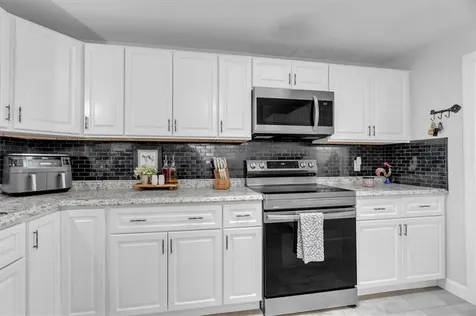 36 Depot Road Templeton MA 01468