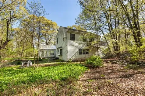 101 Cobble Hill Road Lincoln RI 02865