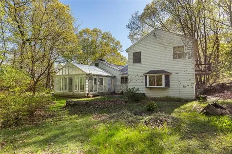101 Cobble Hill Road Lincoln RI 02865