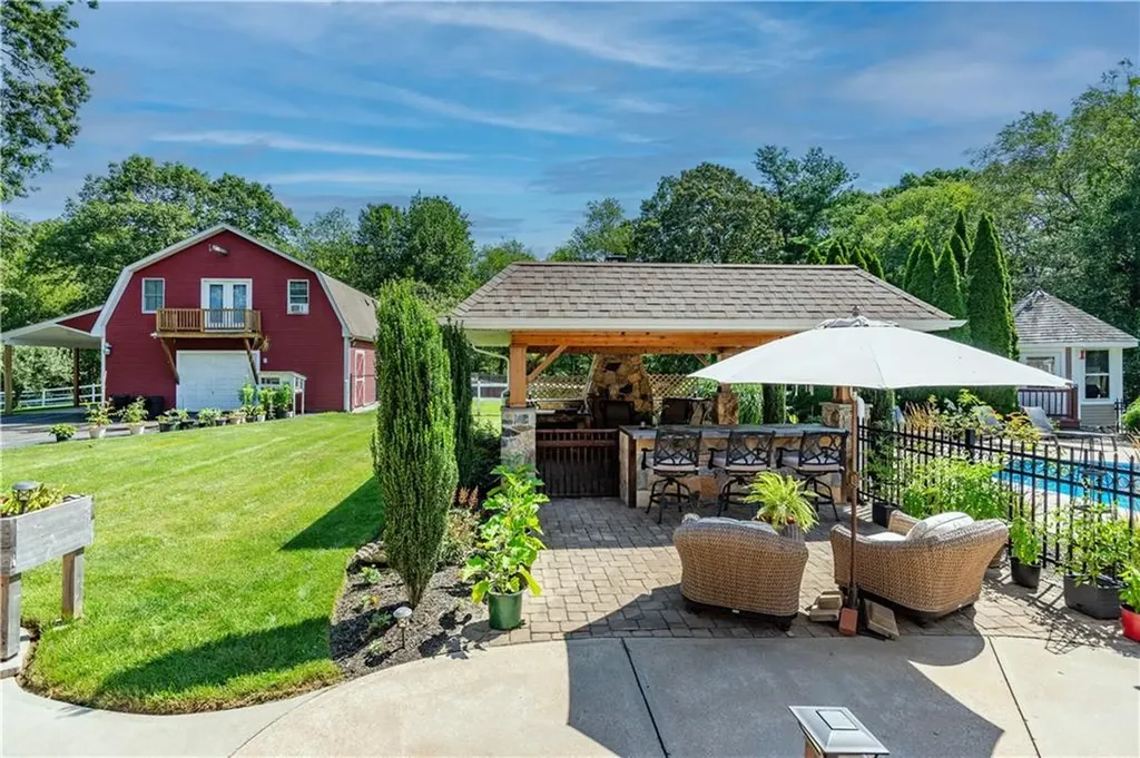41 Edie's Lane Exeter RI 02822