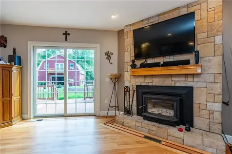 41 Edie's Lane Exeter RI 02822