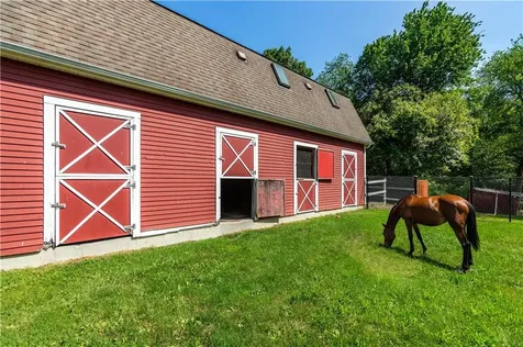 41 Edie's Lane Exeter RI 02822