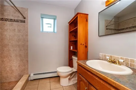 41 Edie's Lane Exeter RI 02822
