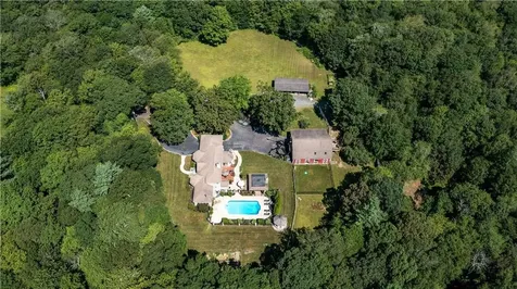 41 Edie's Lane Exeter RI 02822
