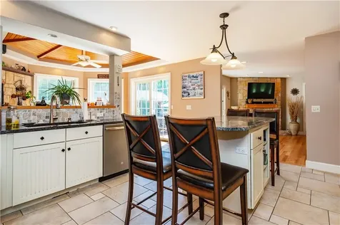 41 Edie's Lane Exeter RI 02822