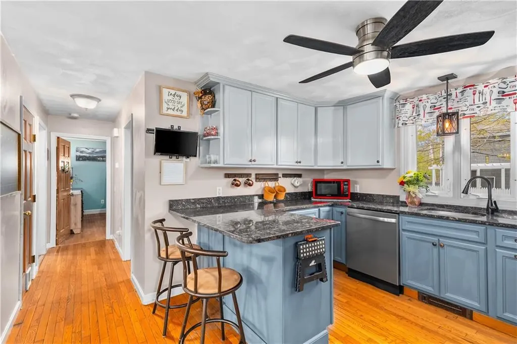 59 Belvedere Drive Bristol RI 02809