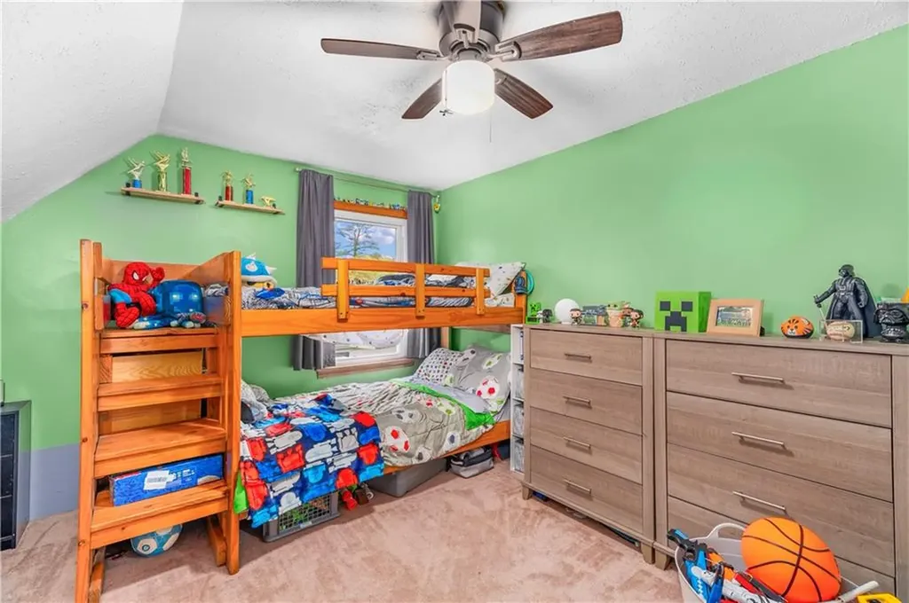 59 Belvedere Drive Bristol RI 02809