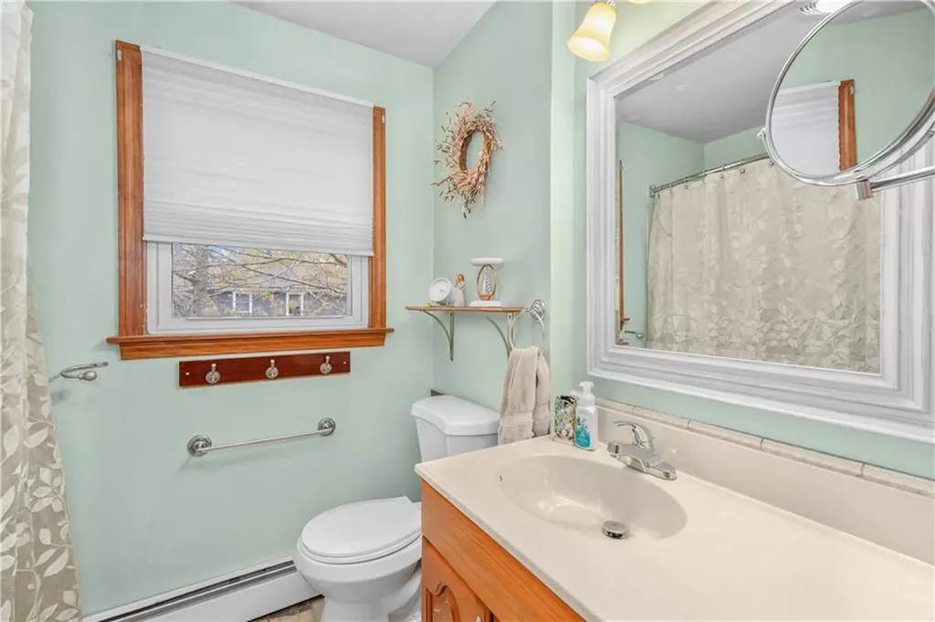 59 Belvedere Drive Bristol RI 02809