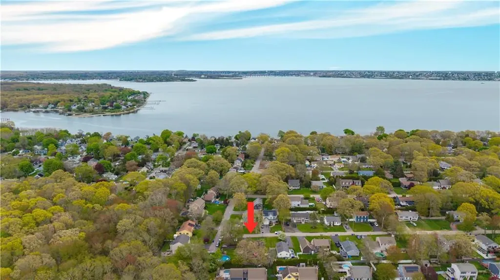 59 Belvedere Drive Bristol RI 02809