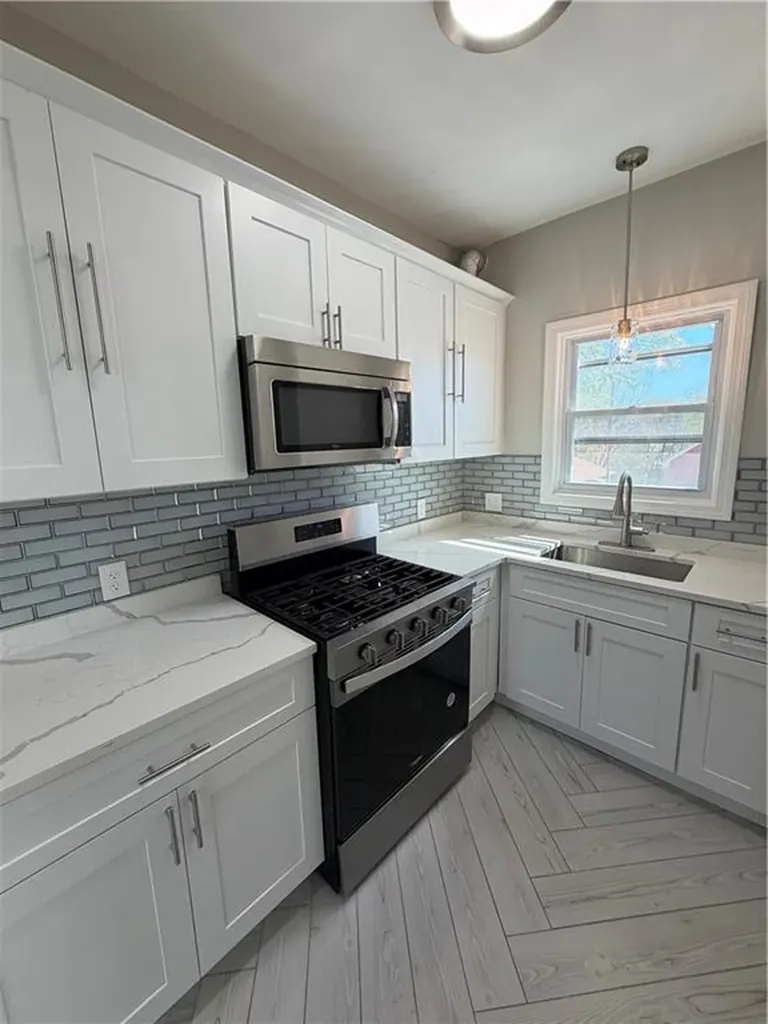 69 Langdon Street Providence RI 02904