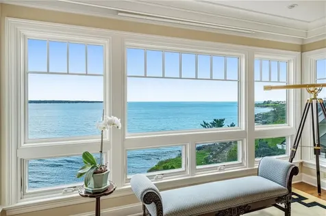 737 Boston Neck Road Narragansett RI 02882