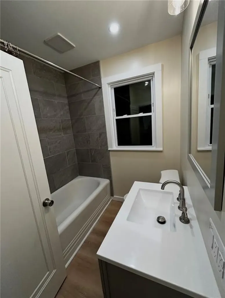 190 Wardlaw Avenue Providence RI 02908