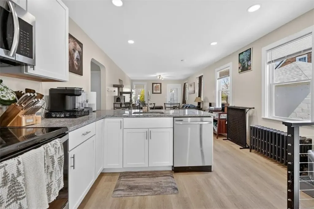 190 Wardlaw Avenue Providence RI 02908