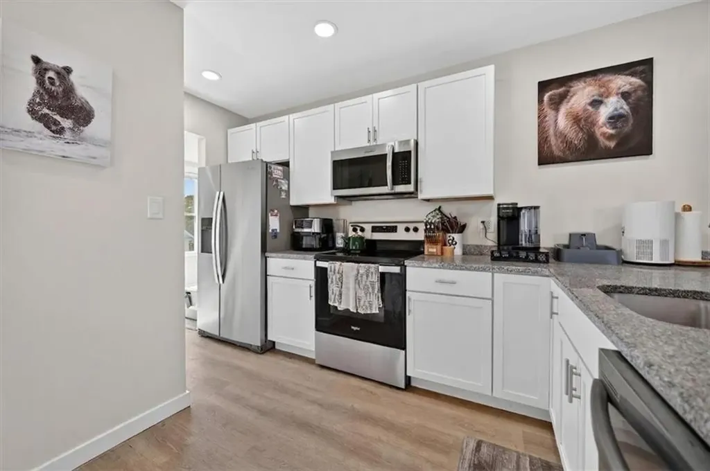 190 Wardlaw Avenue Providence RI 02908