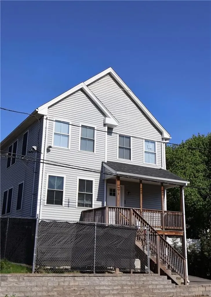 128 Rugby Street Providence RI 02905