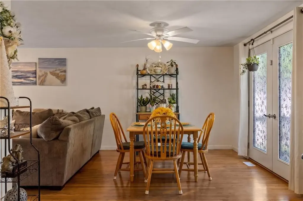 591 Sandy Lane Warwick RI 02889