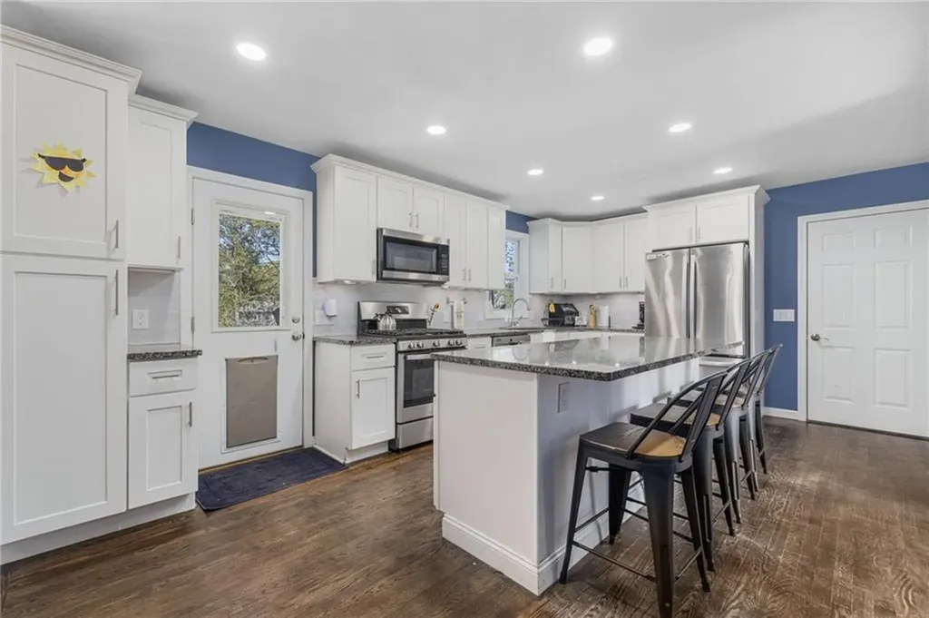 64 Long Court Cranston RI 02920