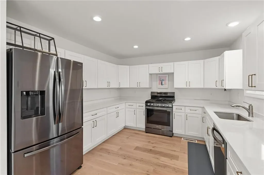 9 Tarklin Street North Providence RI 02904