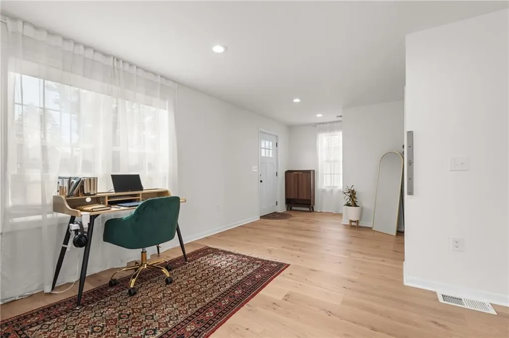 9 Tarklin Street North Providence RI 02904