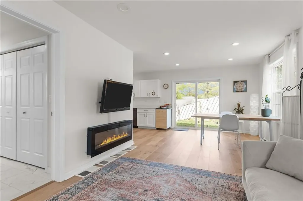 9 Tarklin Street North Providence RI 02904