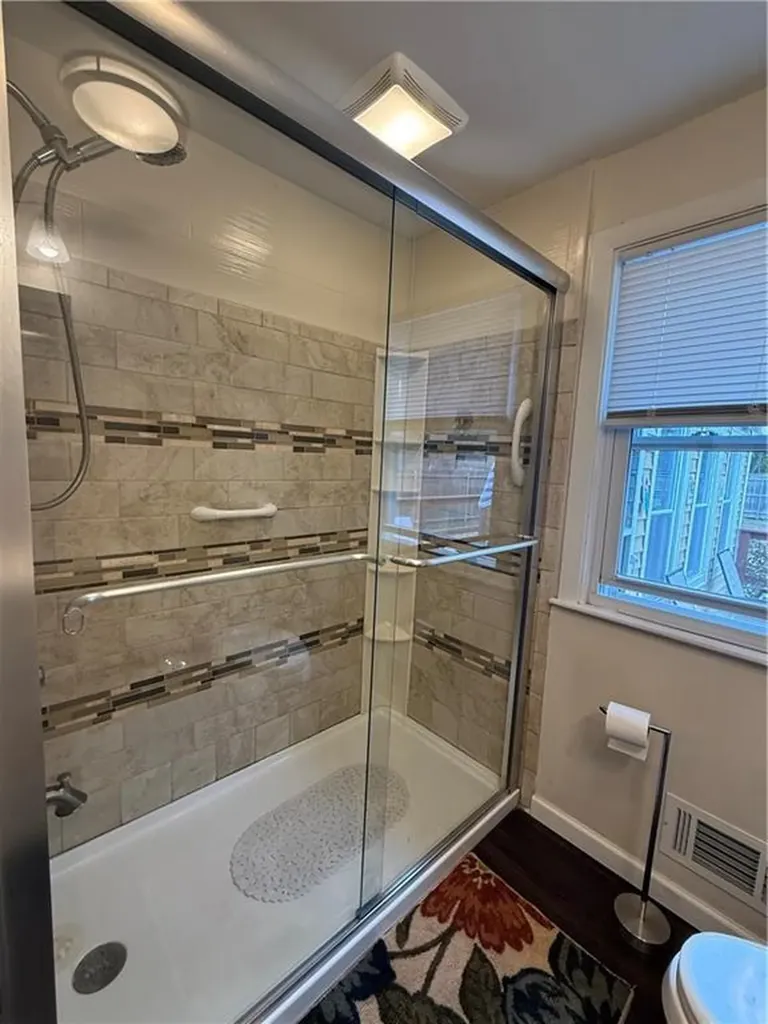 124 Zinnia Drive Cranston RI 02920