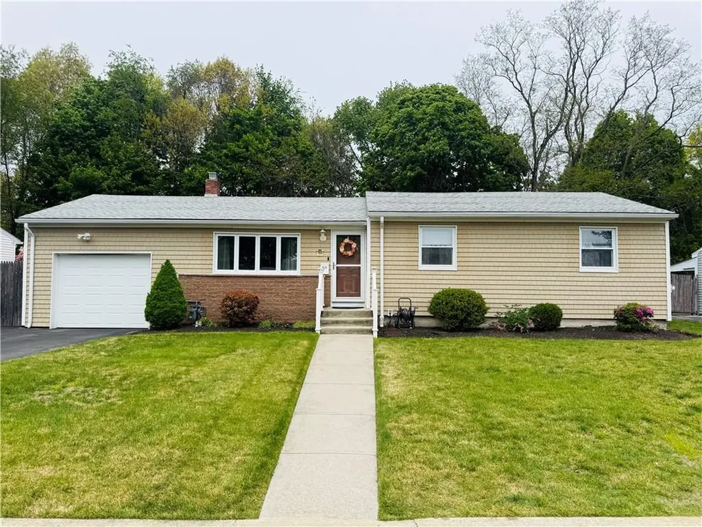 124 Zinnia Drive Cranston RI 02920