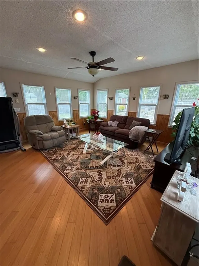 124 Zinnia Drive Cranston RI 02920