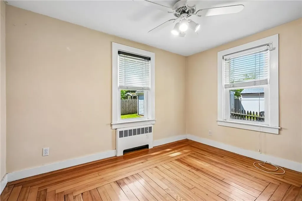 94 Ballston Avenue Pawtucket RI 02861
