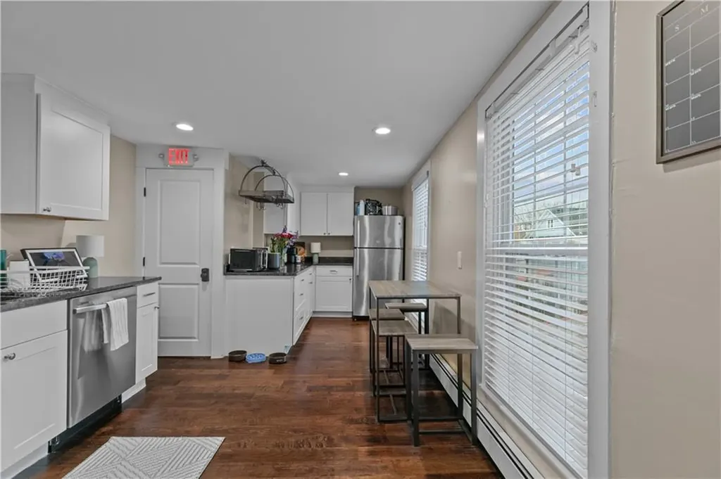 5 Elliot Place Newport RI 02840