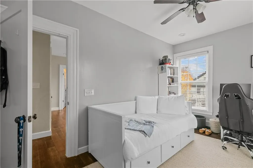 5 Elliot Place Newport RI 02840
