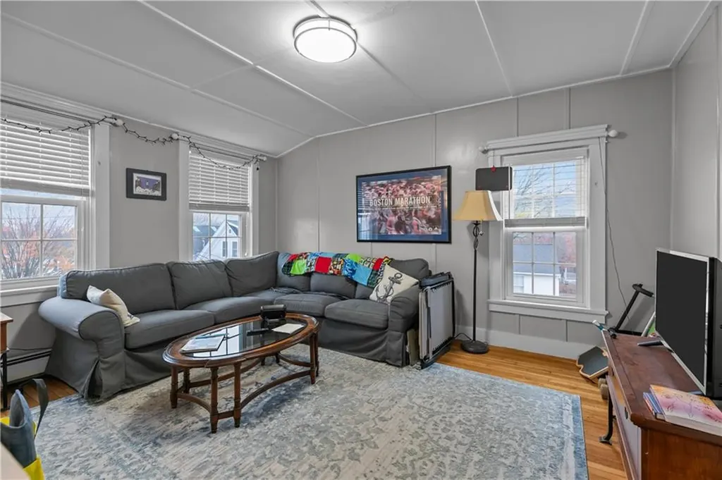 5 Elliot Place Newport RI 02840