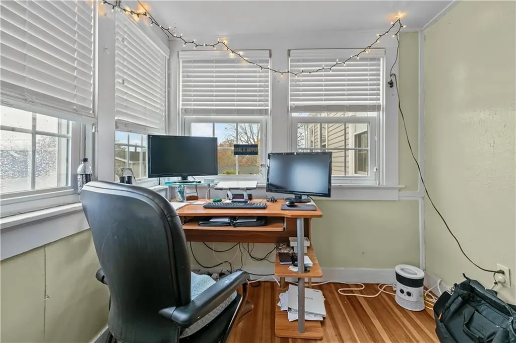 5 Elliot Place Newport RI 02840