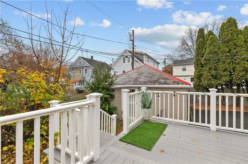 5 Elliot Place Newport RI 02840