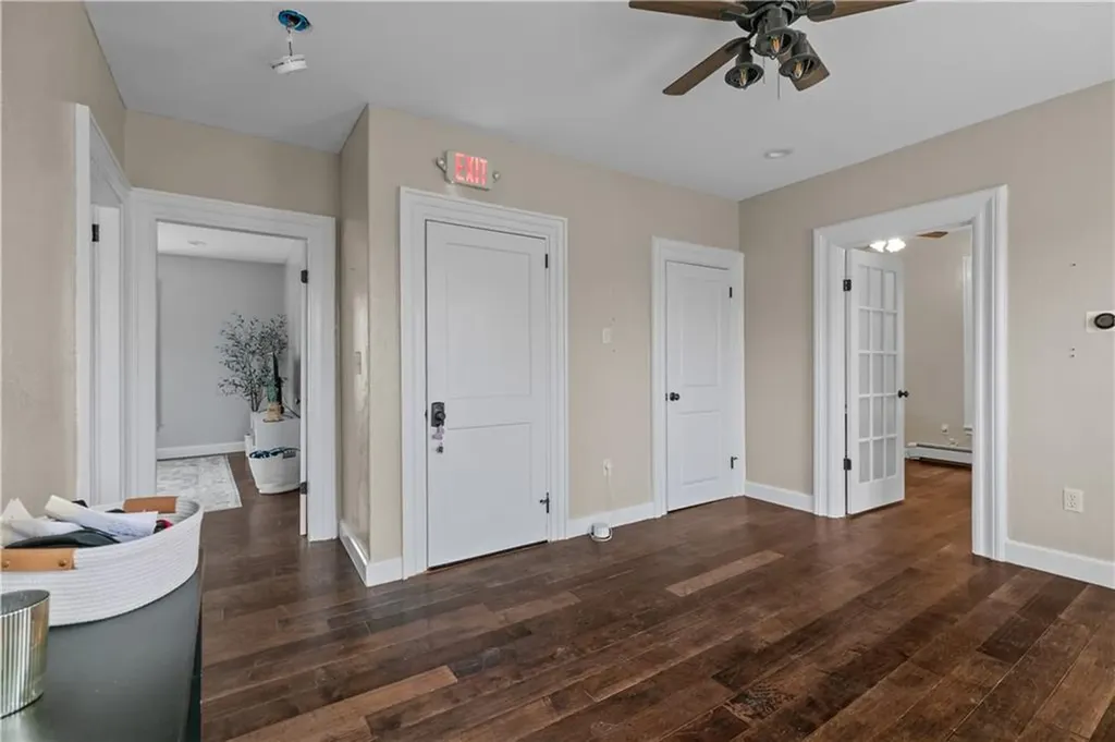 5 Elliot Place Newport RI 02840