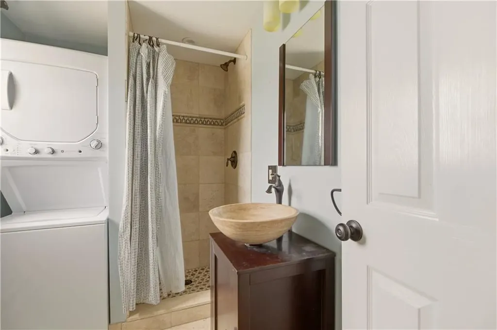 507 County Road Barrington RI 02806