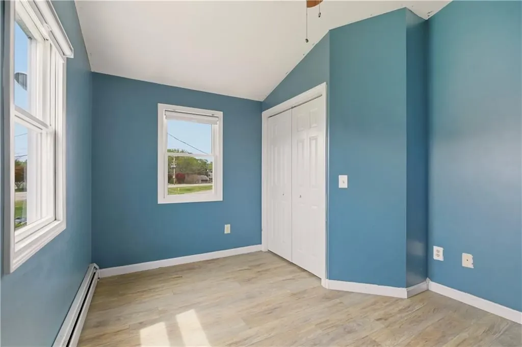 507 County Road Barrington RI 02806